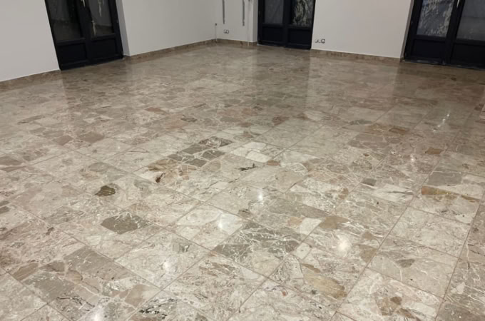 Rénovation de Terrazzo Breccia résine