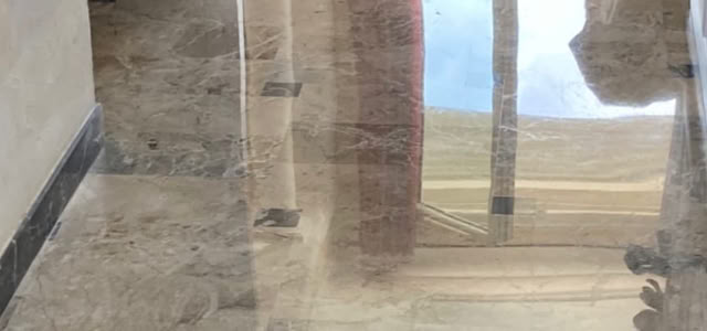 Cristallisation de sol en marbre