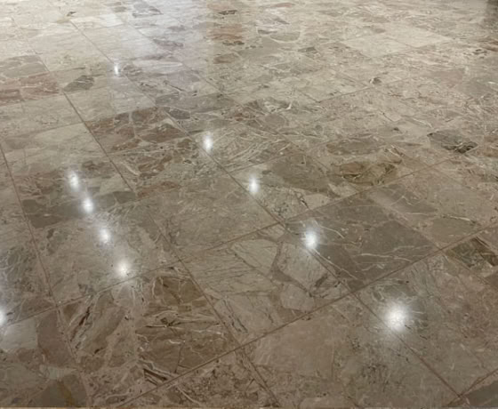 Rénovation de Terrazzo Breccia résine